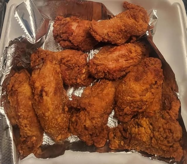 Gails Special Gails Wings.